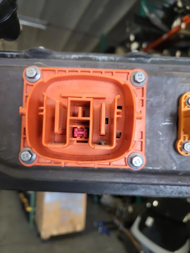 FORD MUSTANG MACH E 2023 High Voltage Hybrid Battery USED OEM 98.8 LJ98-10C700 - Image 4 of 4