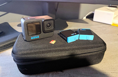 GoPro Hero 10 Black Action Camera w/ Carrying Case, 2 Batteries & 256gb card 