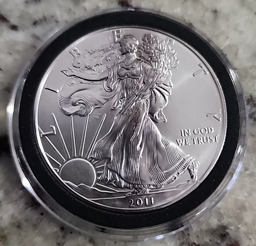 2011 American Silver Eagle Uncirculated 1oz .999 Fine Silver