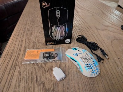 Glorious Model D Wireless Gaming Mouse GLO-MS-DW-MW Matte White