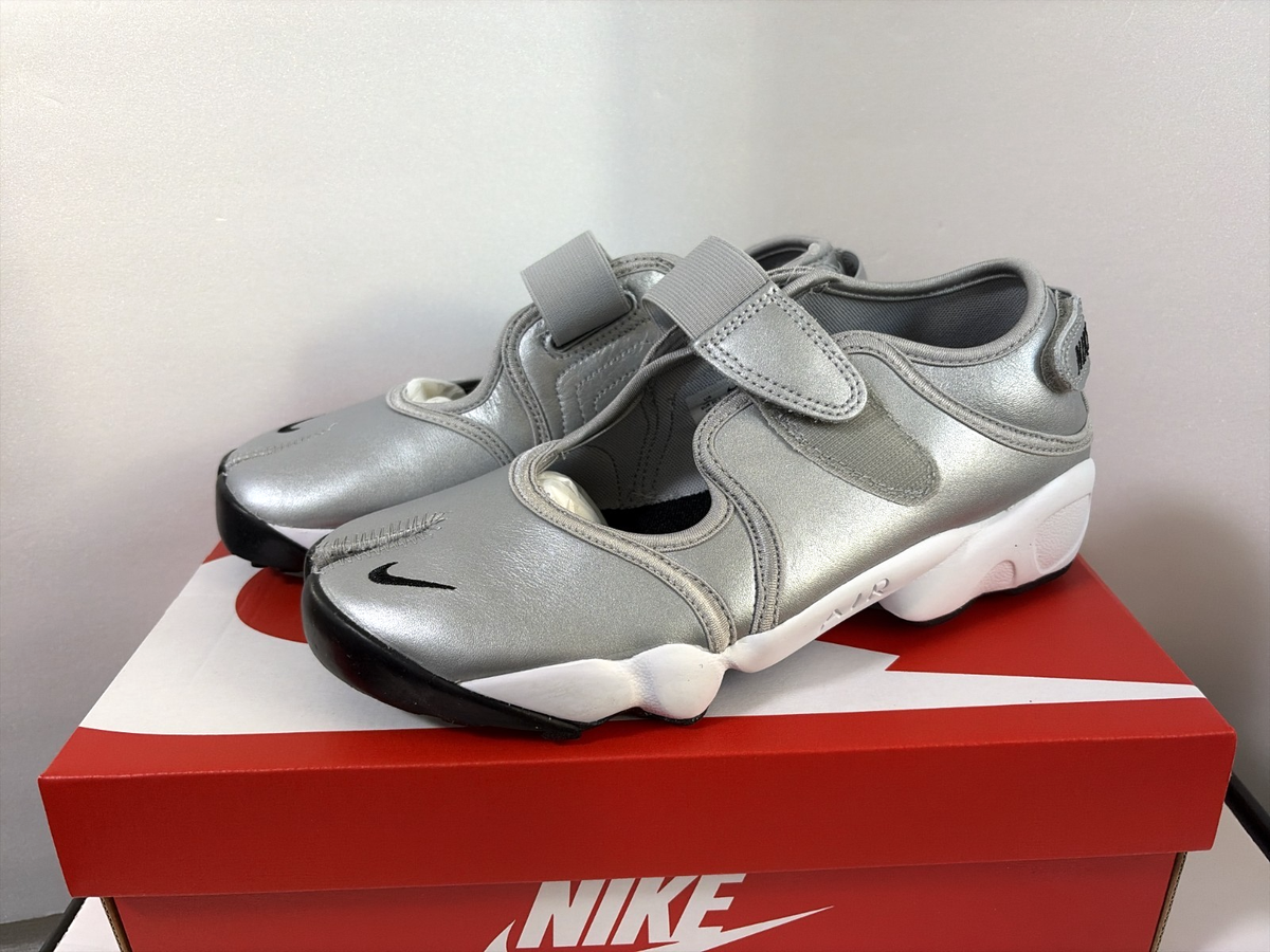 Nike Air Rift HM5737-003 Metallic Silver/Black/Sail Women's Size
