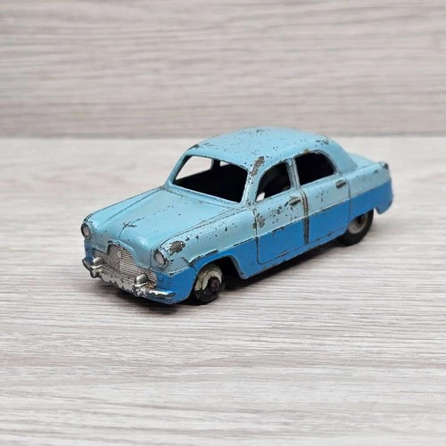 Vintage Dinky Toys #162 Ford Zephyr Saloon Blue England Made Die-Cast Car