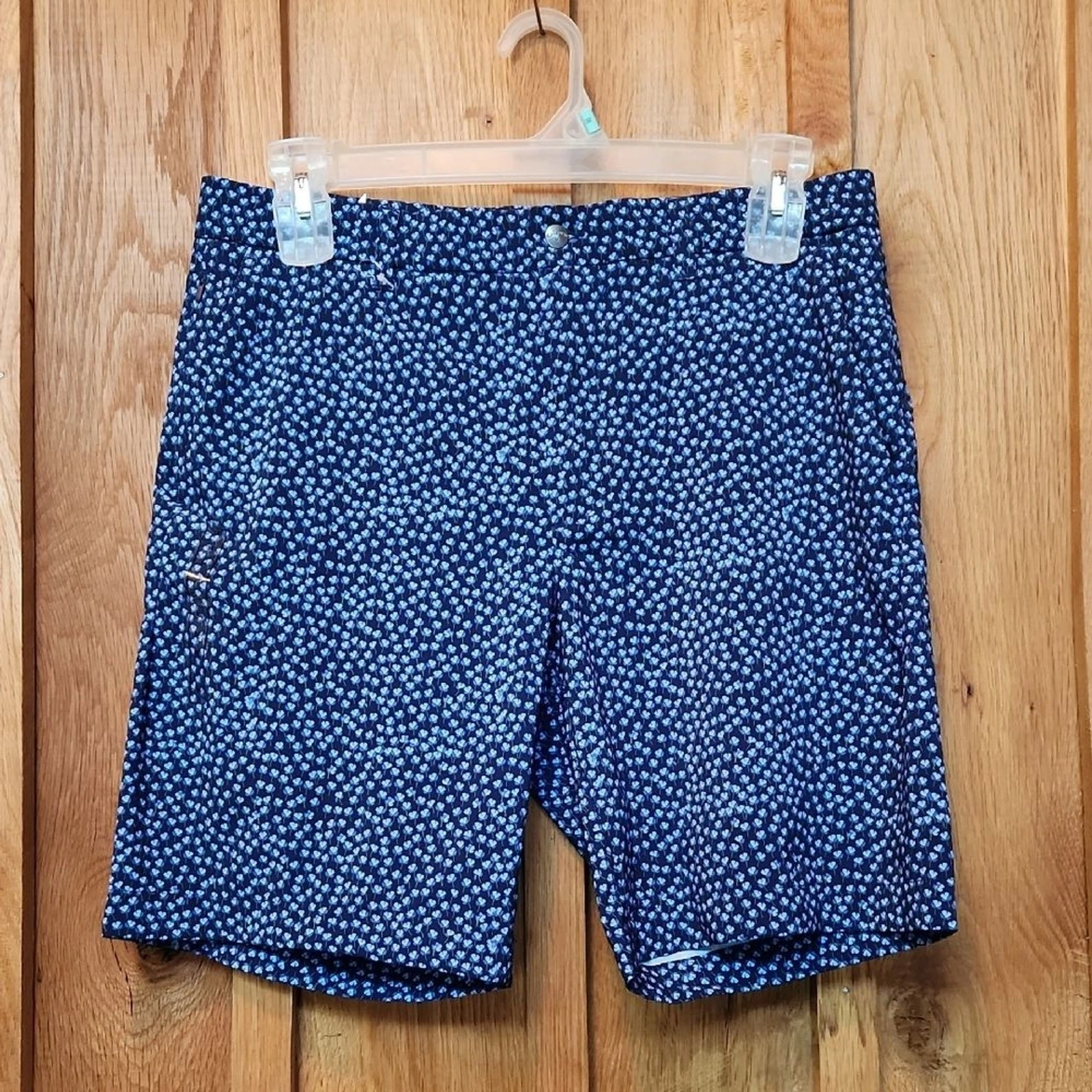 Callaway Flat Front Golf Athletic Quick Dry Shorts, Size 34, Blue Shamrock
Opens in a new window or