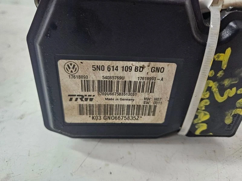 Bomba de freno antibloqueo Volkswagen Tiguan 2013-2014 restaurada OEM Foto 4 de 4