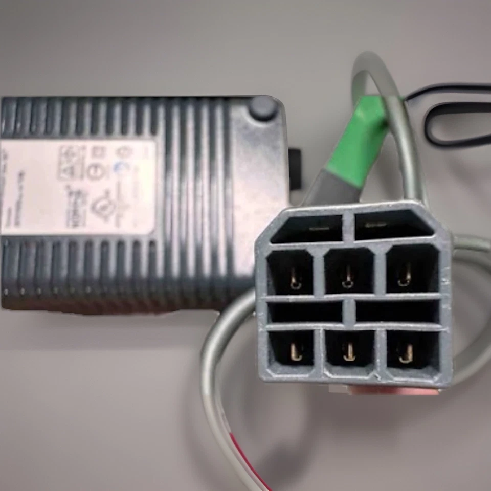 Microsoft Xbox 360 Pro Launch Edition 60GB White Console (B4J-00179) - Image 4 of 4