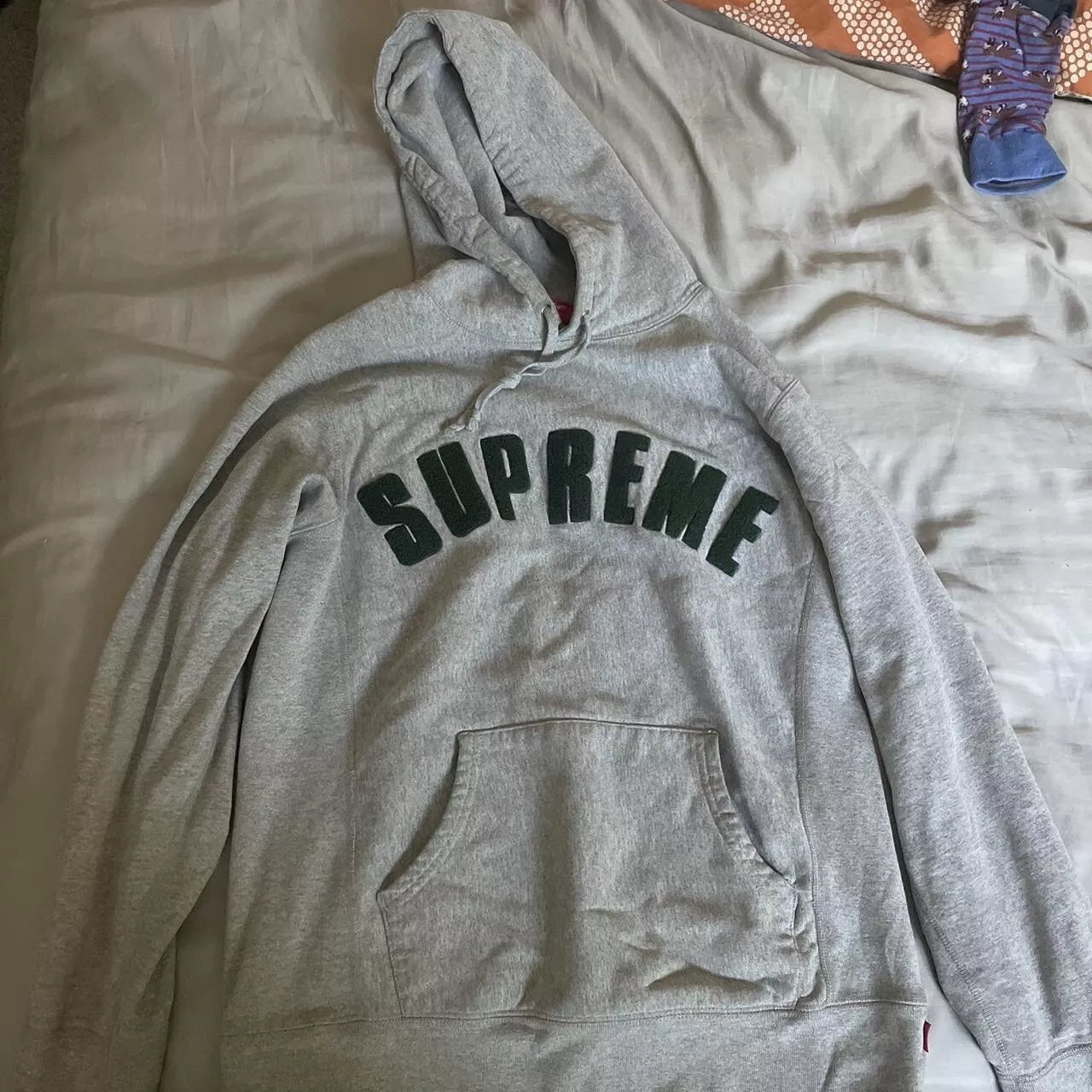 Supreme sweat à capuche