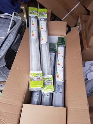 6 x LED LIGHT BATTEN 2ft Single by LUCECO IP65 WATERPROOF Neutral White