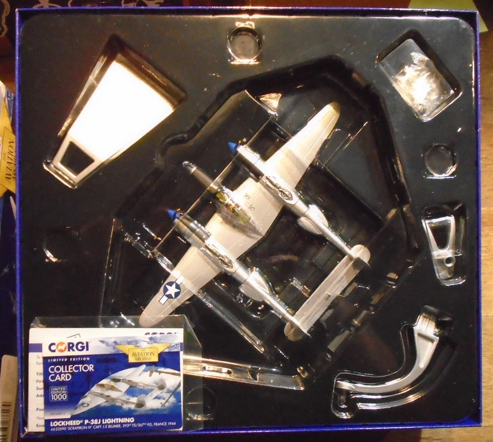 Corgi 1/72 P-38J Lightning USAAF 367th FG 393rd FS 44-23590 Scrapiron IV AA36613 - Image 2 of 4