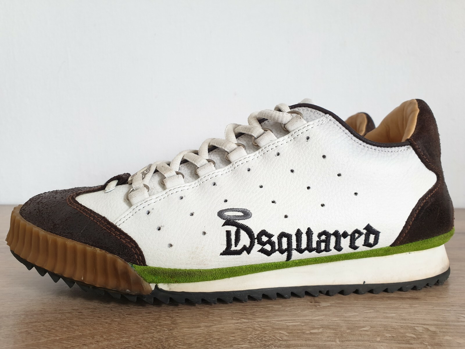 chanel sneakers womens white