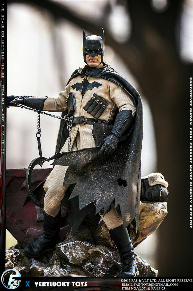 FASToys 1/6 FA-19-05 Bat-Man Red Son Action Figure W/two FASToys 1/6 FA-19-05 Bat-Man Red Son Action Figure W/two