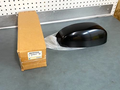 GM OEM NOS 25788157 Passenger Mirror Housing 2007-2014 Cadillac Escalade ESV