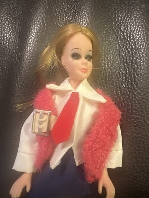 Topper Dawn Doll With Red Tie Blue Skit Outfit