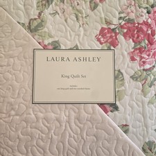 Laura Ashley Lidia Pink Floral Roses King Quilt  Pillow Sham Set NEW