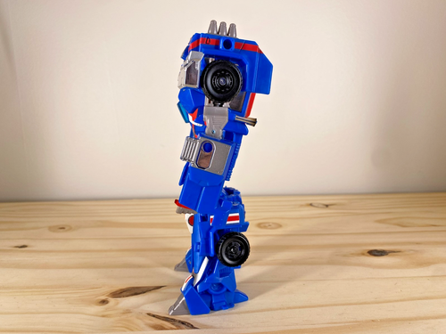 Transformers Prime Robots in Disguise Voyager ULTRA MAGNUS 2012 comp w/Repro Lbl - Picture 5 of 16