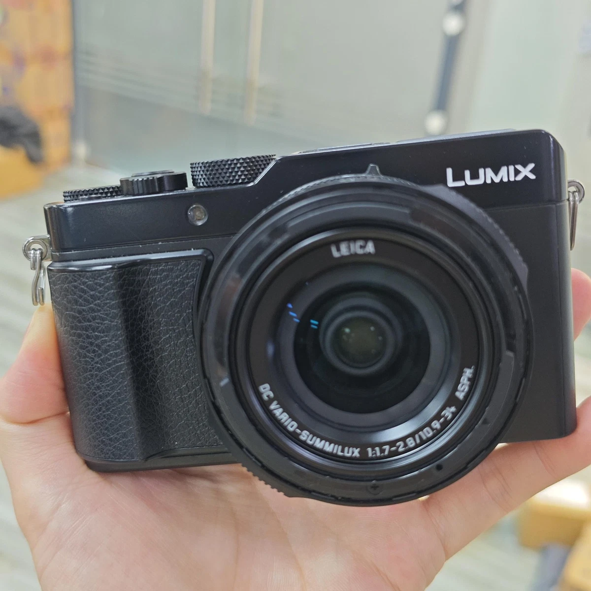 Panasonic LUMIX Panasonic Lumix LX100 II Digital Cameras for sale
