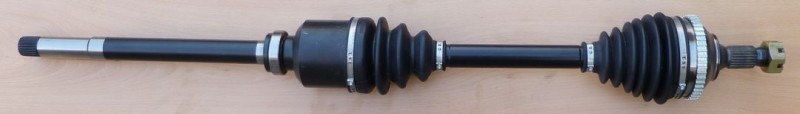 Cardan avant droit anti vibration Peugeot 206 trois et cinq portes