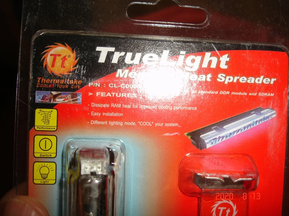 PC RAM memoria difusor de calor enfriador con luces LED! TTHERMALTAKE LUZ VERDADERA, raro Foto 3 de 4