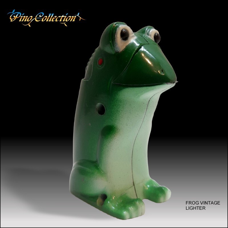 Vintage CHAMP Frog Lighter Butane Table Or Pocket Lighter