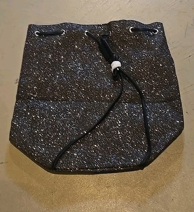 Victoria’s Secret VS Bolso con Cordón Mochila Negro Brillo Edición Limitada  Foto 3 de 4