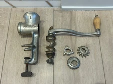 Vintage Universal No. 1 Meat Grinder Clamp On Hand Crank USA Iron Made USA