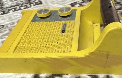 Rare Vintage Yellow Restroom AM Radio/Toilet Paper Despenser - Picture 7 of 11