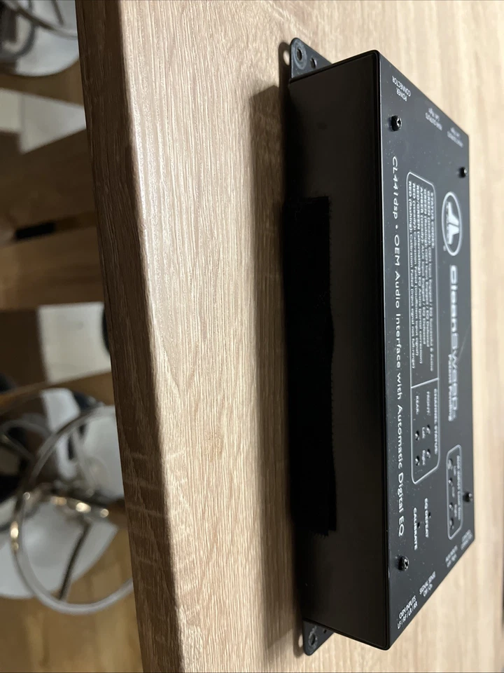 Interfaz de audio de barrido limpio JL Audio - CL441DSP Foto 2 de 4