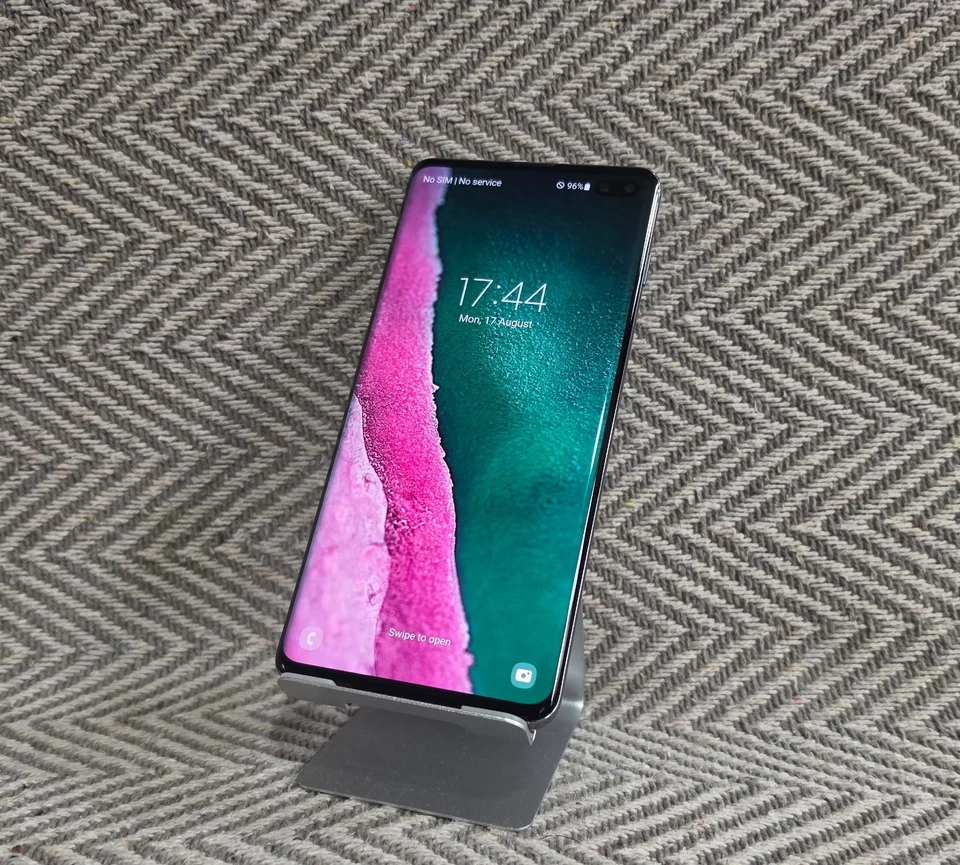 Samsung Galaxy S10+ · 1TB, photo 2 of 5