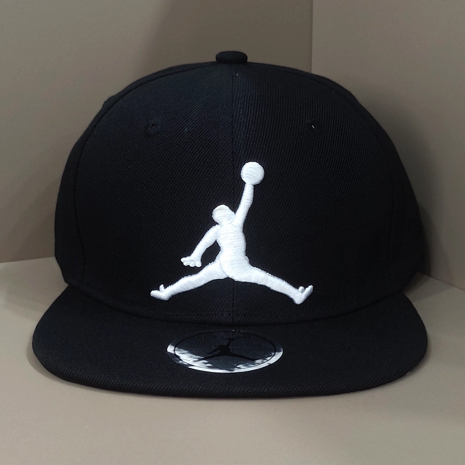 Jordan Outdoor Casual White Label Black Flat Brim Hat Adjustable
Opens in a new window or tab