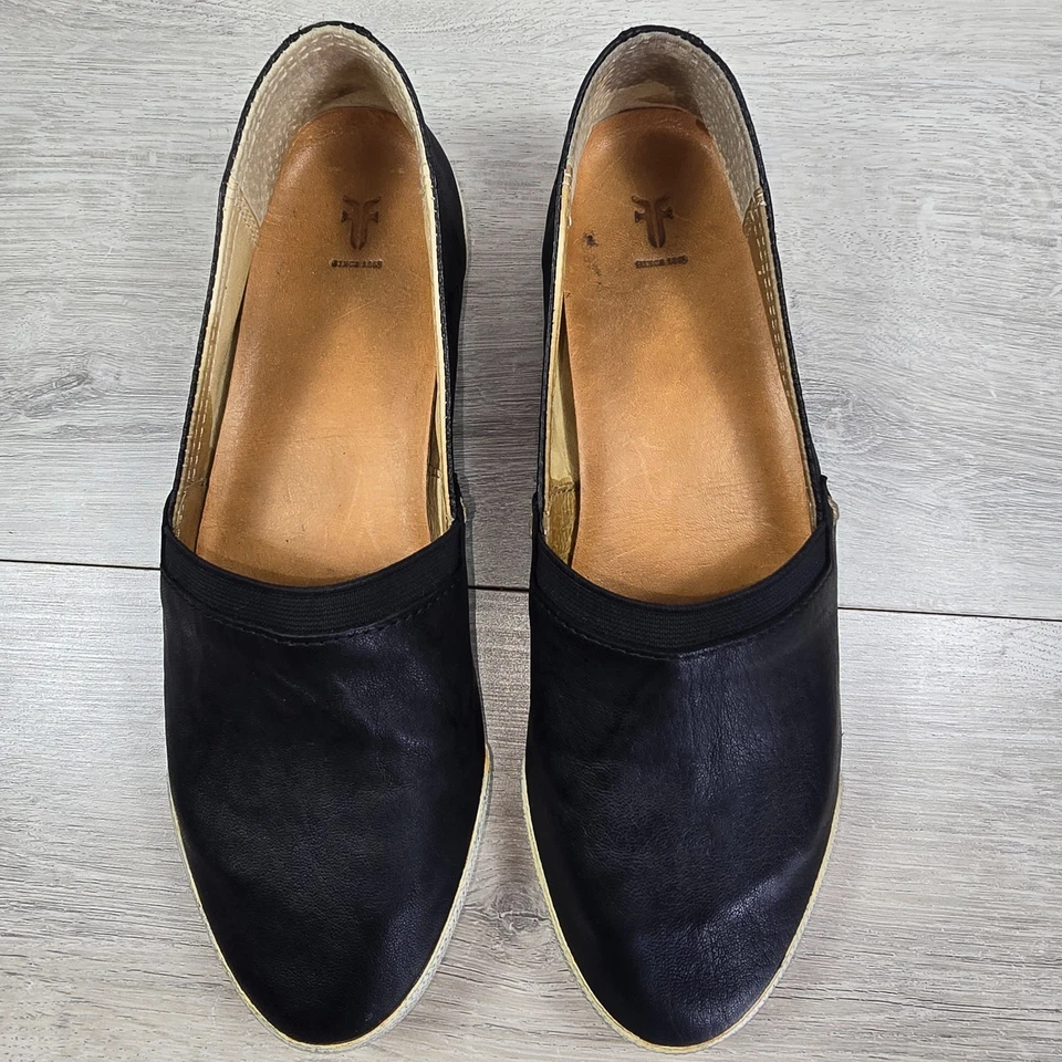 Zapatos mocasines planos de cuero negros Frye para mujer talla 7M sin cordones informales Foto 4 de 4