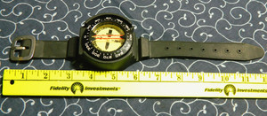 Sherwood Dive Compass puck and watch strap in good condition PLUS FREE GIFT.