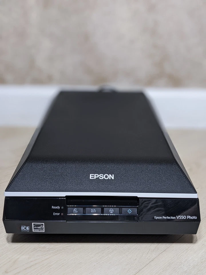 Epson Perfection V550 Photo Color Scanner w/ Original Box - Tested & Working! - Image 3 of 4
