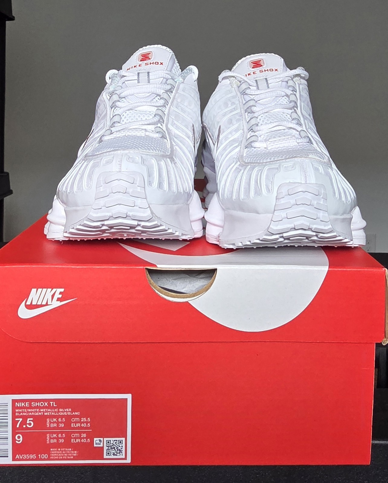 Nike Shox TL "White Metallic Silver" AV3595-100 Brand New Men's Size 7.5 thumbnail 4