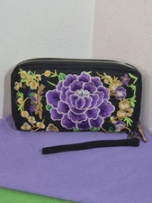 Minky Black Canvas Zip-Around Clutch Wallet w/Embroidered Flowers NWOT 