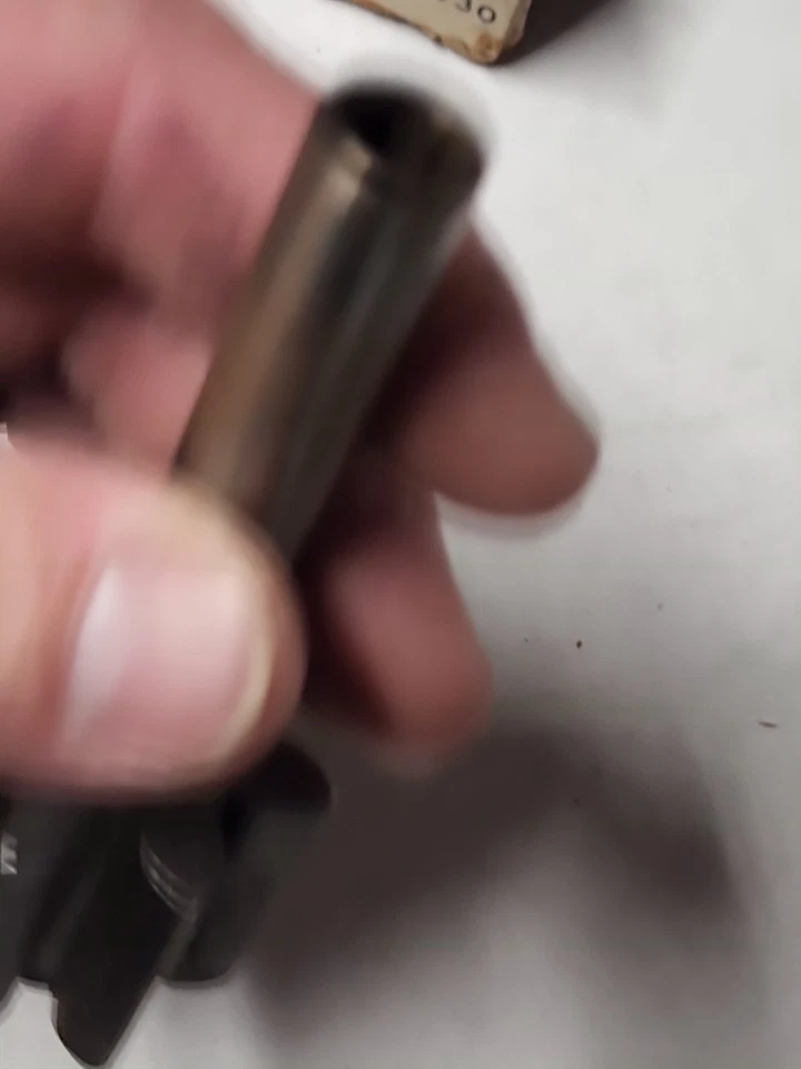 Oldsmobile Buick Cadillac Olds GM 22511730 1964-82 NOS bomba de aceite eje de transmisión OEM Foto 4 de 4