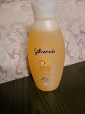 Johnson's Be Fesh And Escape Shower Gel 400ml MANGO & PASSION FRUIT
