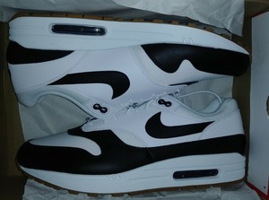 air max 1 se white black gum