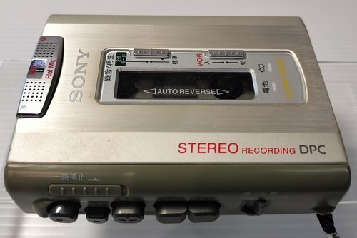 Sony TCS-600 Cassette Recorder Player Battery-operated Vintage Japan - Very Good - Afbeelding 2 van 11