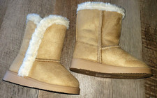 girls NEW SOFT TAN WINTER BOOTS size 5 WHITE faux fur trim TODDLER nice