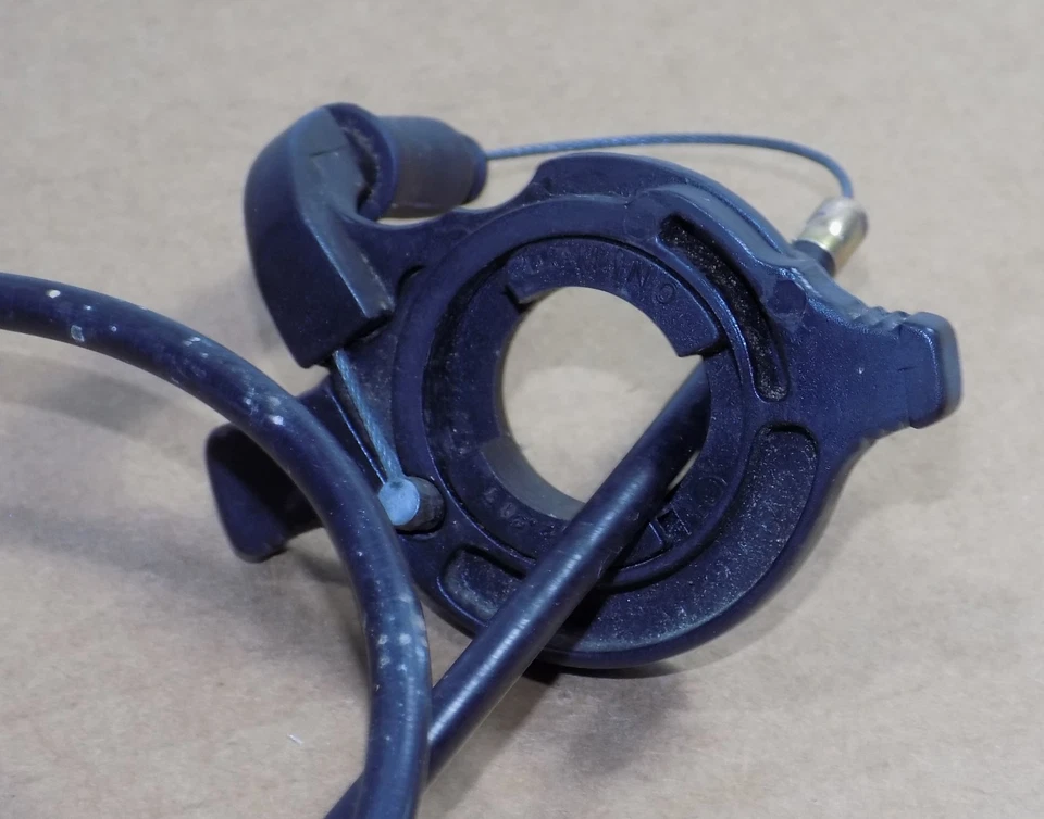 Корпус дроссельной заслонки и кабель быстрого холостого хода Ducati ST2 ST4 Monster 900SS 750SS от оригинального производителя - Изображение 3 из 4