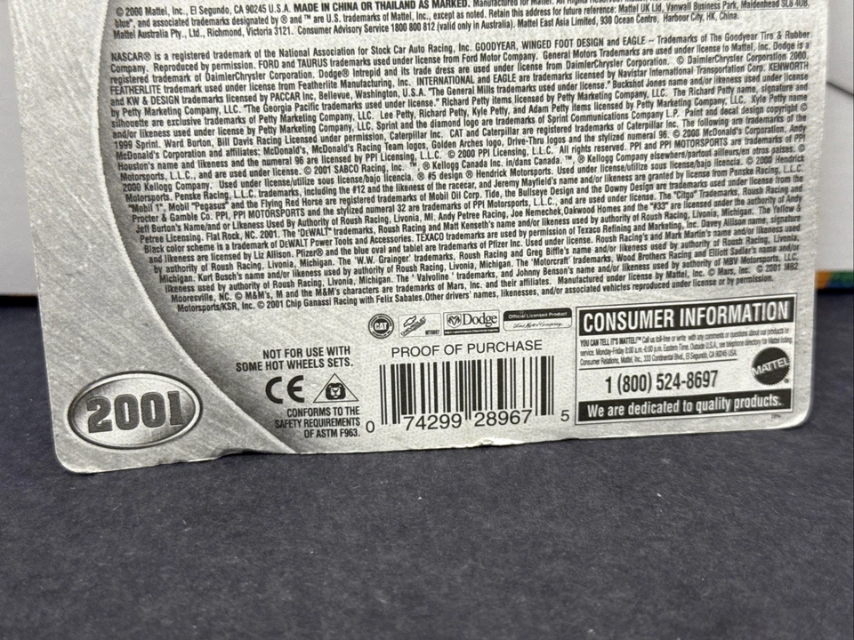 Terry Labonte #5 Kelloggs 2001 1:64 NASCAR Hot Wheels carreras diecast con pitboard Foto 4 de 4