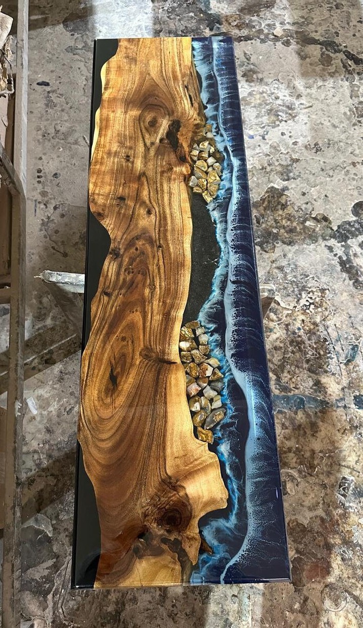 Picture 2 of 6