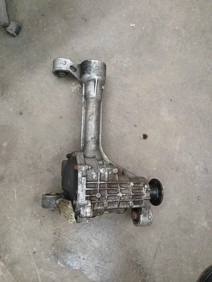 2005 - 2019 年日产 Frontier 前差速器托架总成 3.36 比例 — 第 3/3 张图片