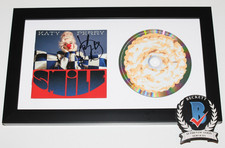 KATY PERRY SIGNED FRAMED 'SMILE' CD ALBUM COVER BECKETT COA TEENAGE DREAM PRISM