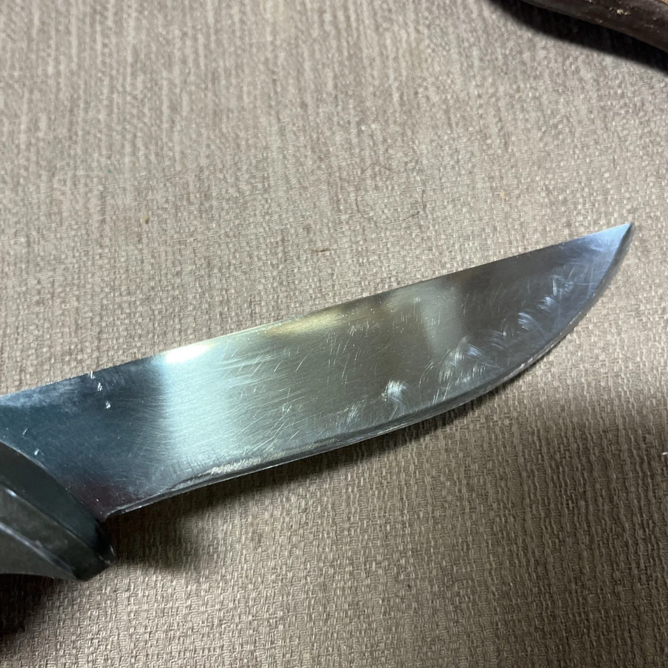 Vintage, Gerber Magnum Hunter, Amorhide, Large, Orig. Sheath - Image 4 of 4