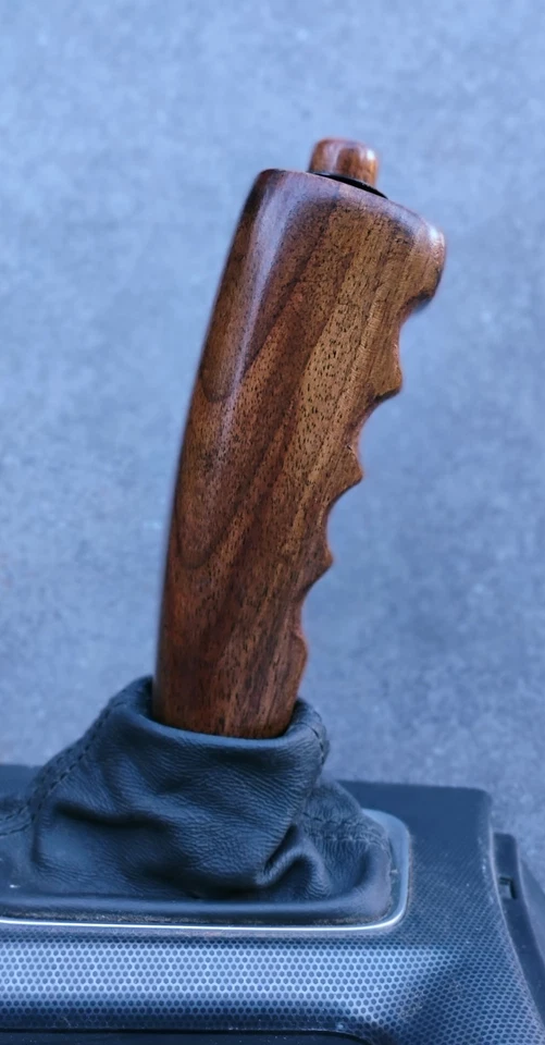 Empuñadura de pistola personalizada 15 en adelante palanca de cambio/cambio automática Challenger/cargador  Foto 3 de 4