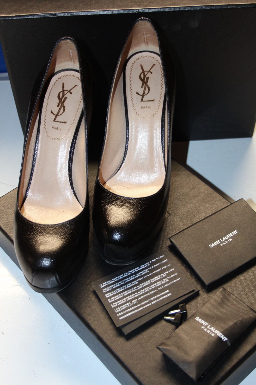 Décolleté Yves Saint Laurent YSL Tribtoo plateau pelle a grana nera taglia 36 5