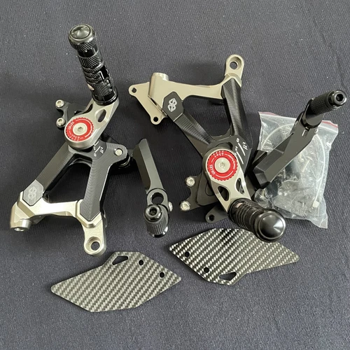 Rearset Foot Rest Peg Pedal Carbon Fiber For Ducati Streetfighter V4 S 2020-2022 - Bild 1 von 13