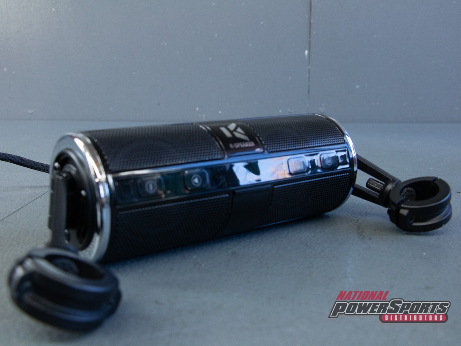 AFTERMARKET SOUNDBAR WITH ADJUSTABLE HANDLEBAR MOUNTS-image