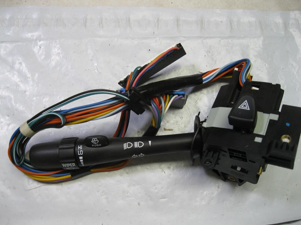 Airtex 1S1371 Combination Switch Foto 2 de 4