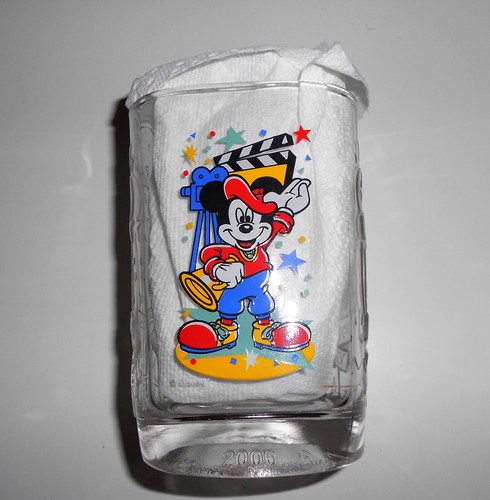 2000 Disney Studios 12oz Mickey Mouse Tumbler - Picture 10 of 10